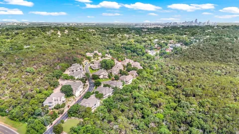 $699,000 | 5507 Oakwood Cove, Unit A2, Austin, TX 78731