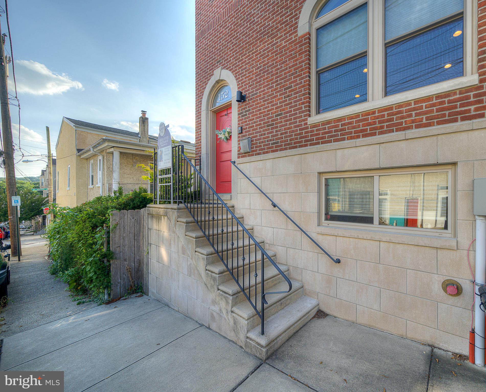 152 Carson Street Philadelphia, PA 19127 - Photo 7 of 114