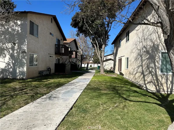 $450,000 | 7478 Santa Ysabel Avenue, Unit E, Atascadero, CA 93422