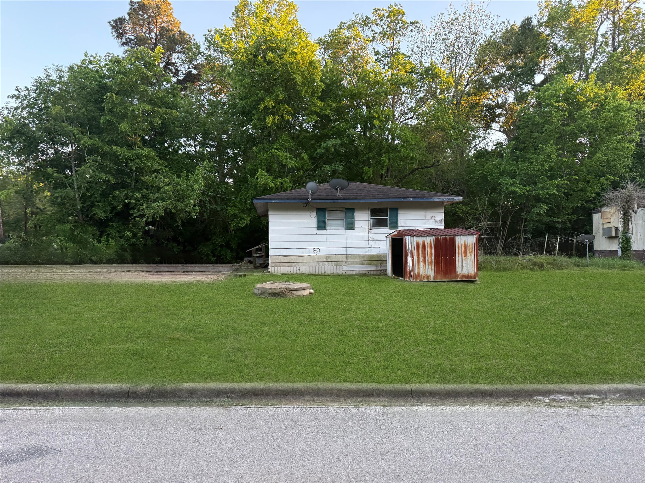 1201 El Road Huntsville, TX 77320 - Photo 6 of 7