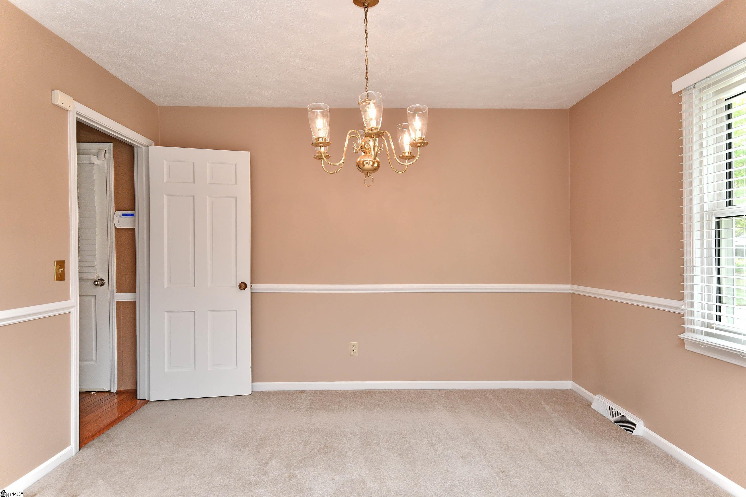 117 Kingsley Drive Mauldin, SC 29662 - Photo 4 of 35