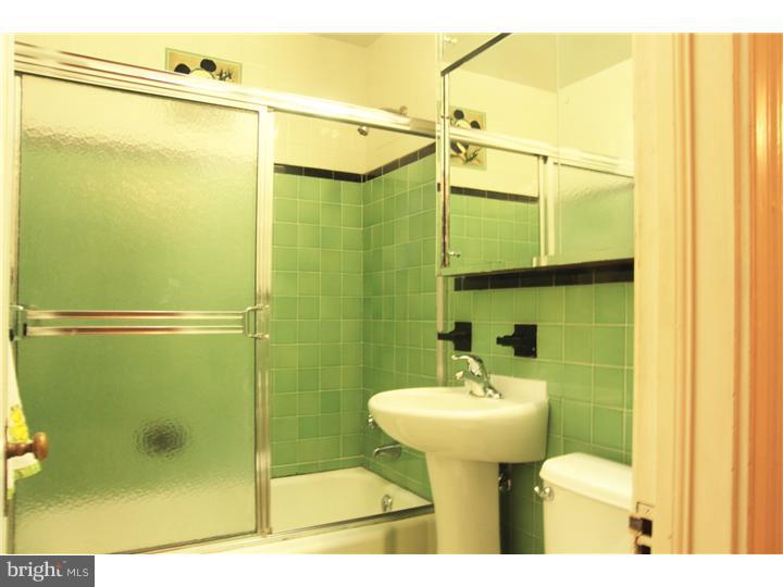 7319 Sherwood Road Philadelphia, PA 19151 - Photo 6 of 12 Bathroom