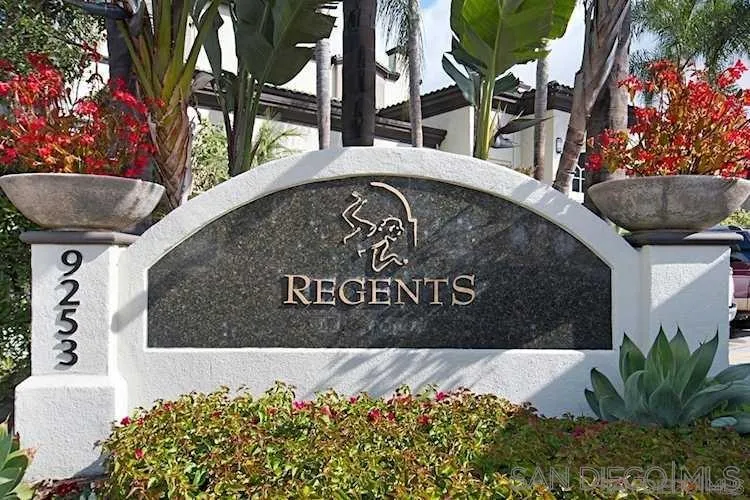 9263 Regents Road, Unit B204 La Jolla, CA 92037 - Photo 1 of 17