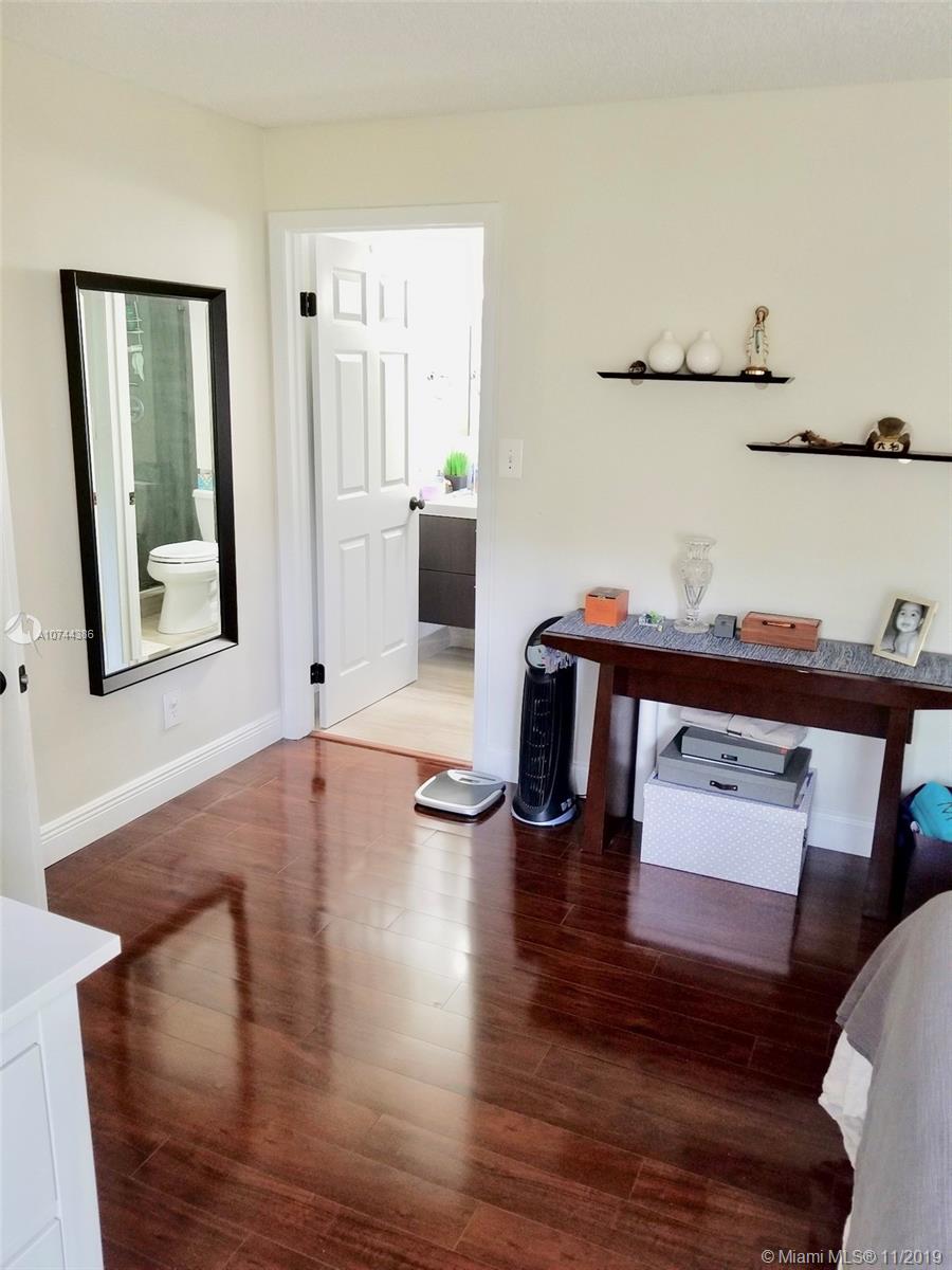 560 South Park Road, Unit 227 Hollywood, FL 33021 - Photo 11 of 29