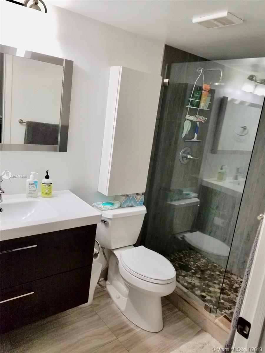 560 South Park Road, Unit 227 Hollywood, FL 33021 - Photo 13 of 29