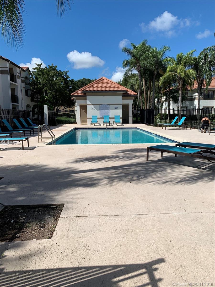 560 South Park Road, Unit 227 Hollywood, FL 33021 - Photo 17 of 29