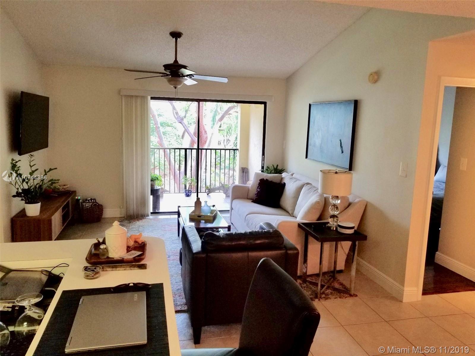 560 South Park Road, Unit 227 Hollywood, FL 33021 - Photo 3 of 29