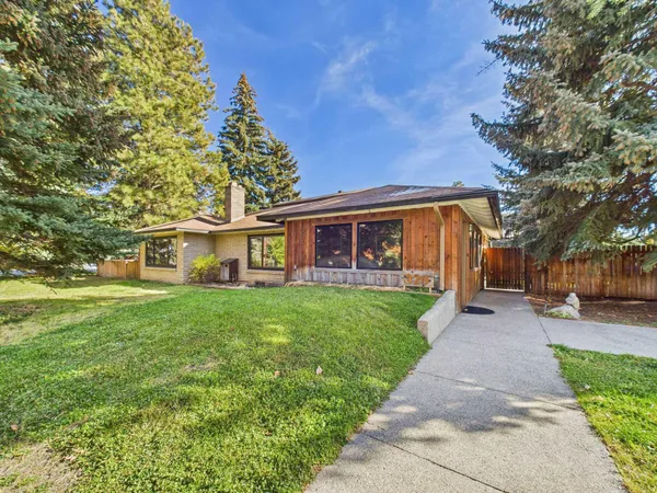 $895,000 | 320 Pine Street, Hailey, ID 83333