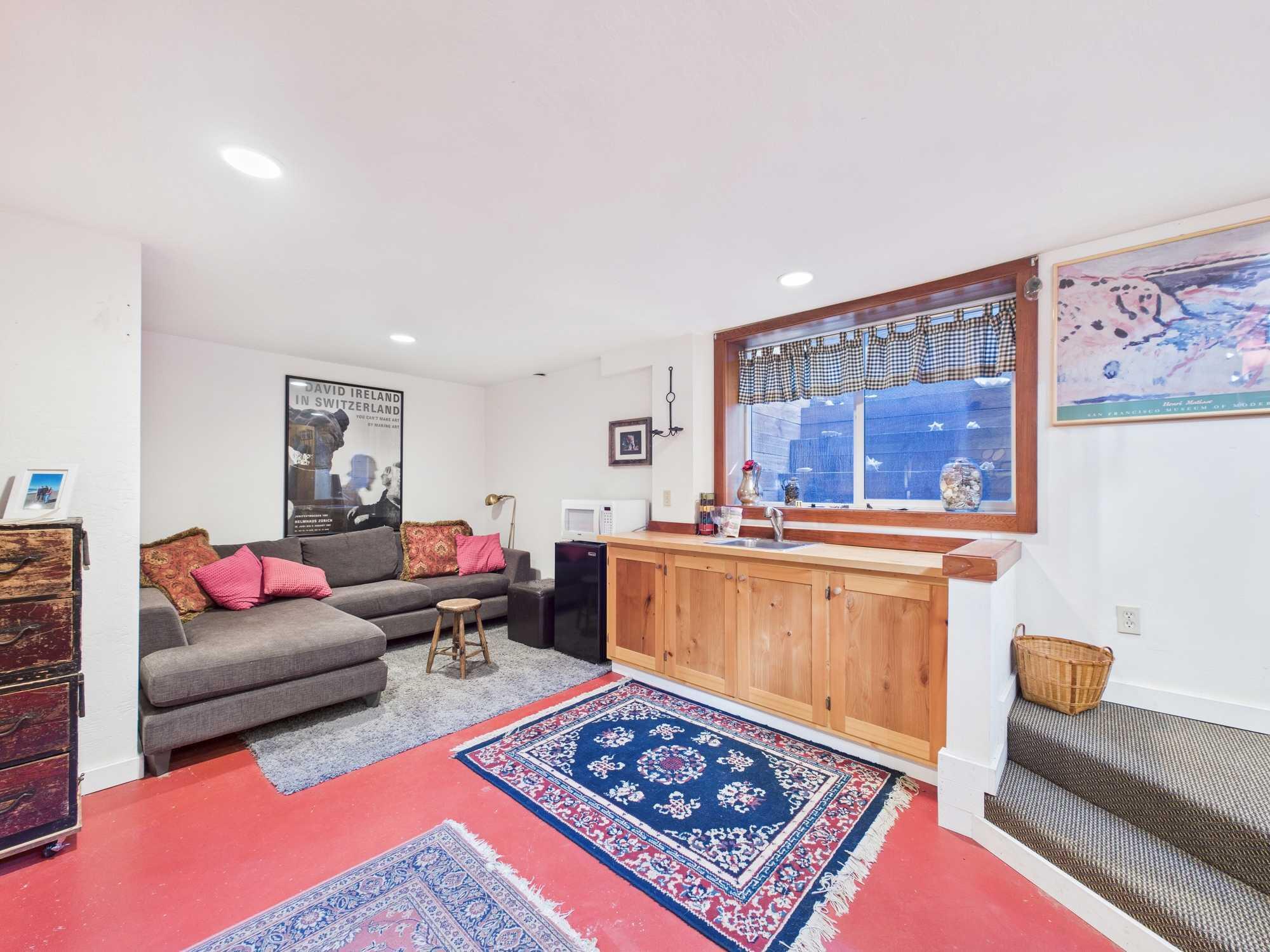 320 Pine Street Hailey, ID 83333 - Photo 15 of 25 Lower Level Living Room