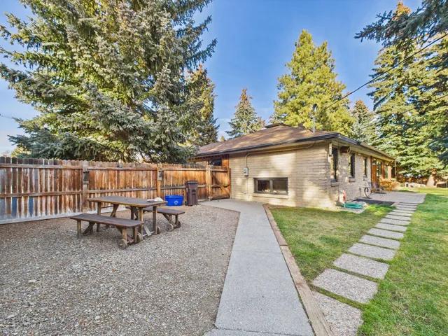 $895,000 | 320 Pine Street, Hailey, ID 83333