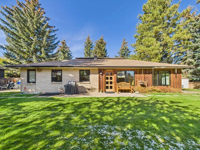 $895,000 | 320 Pine Street, Hailey, ID 83333