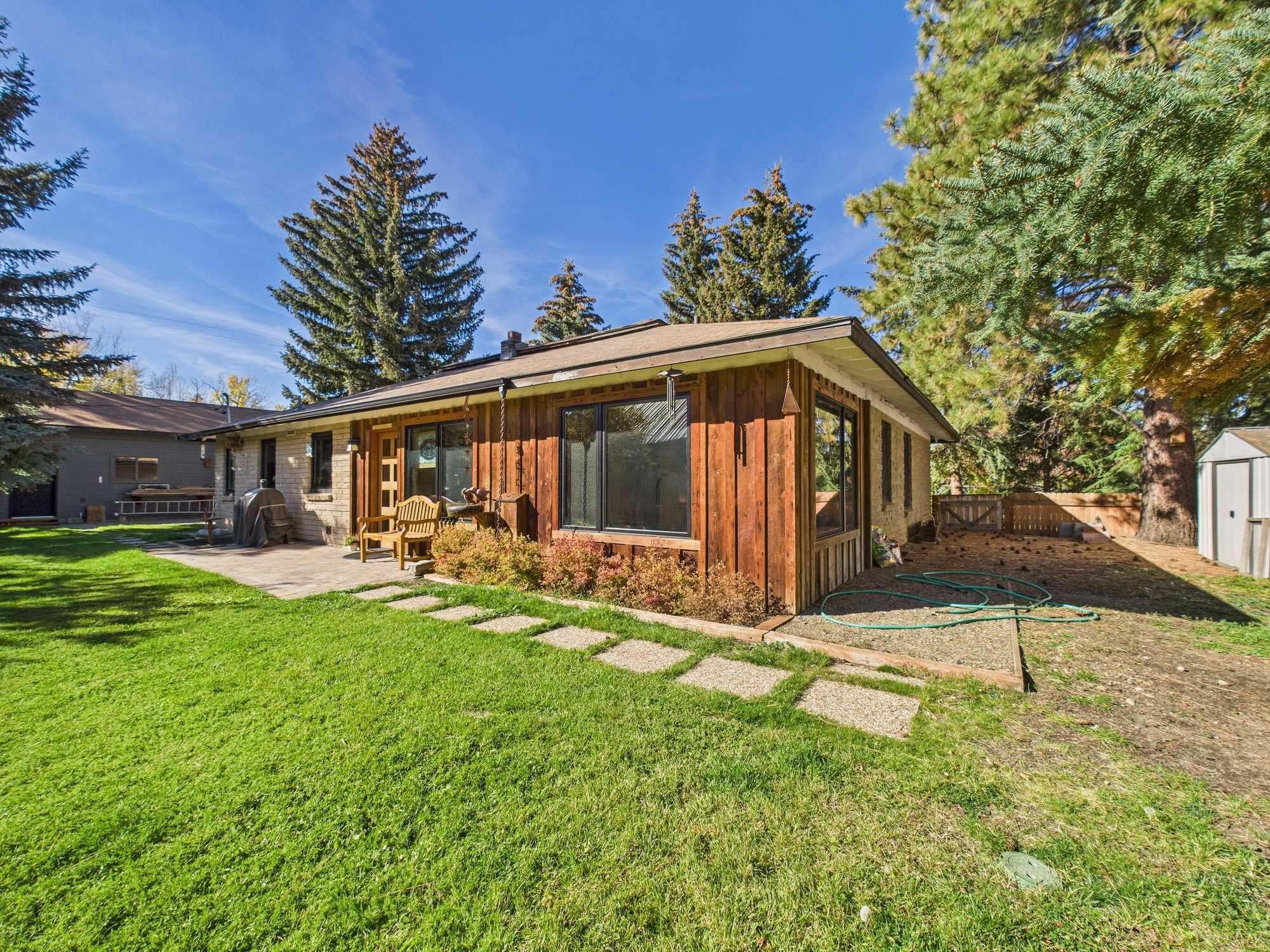 320 Pine Street Hailey, ID 83333 - Photo 24 of 25 Back Yard