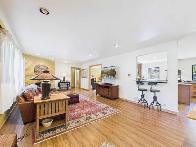 $895,000 | 320 Pine Street, Hailey, ID 83333