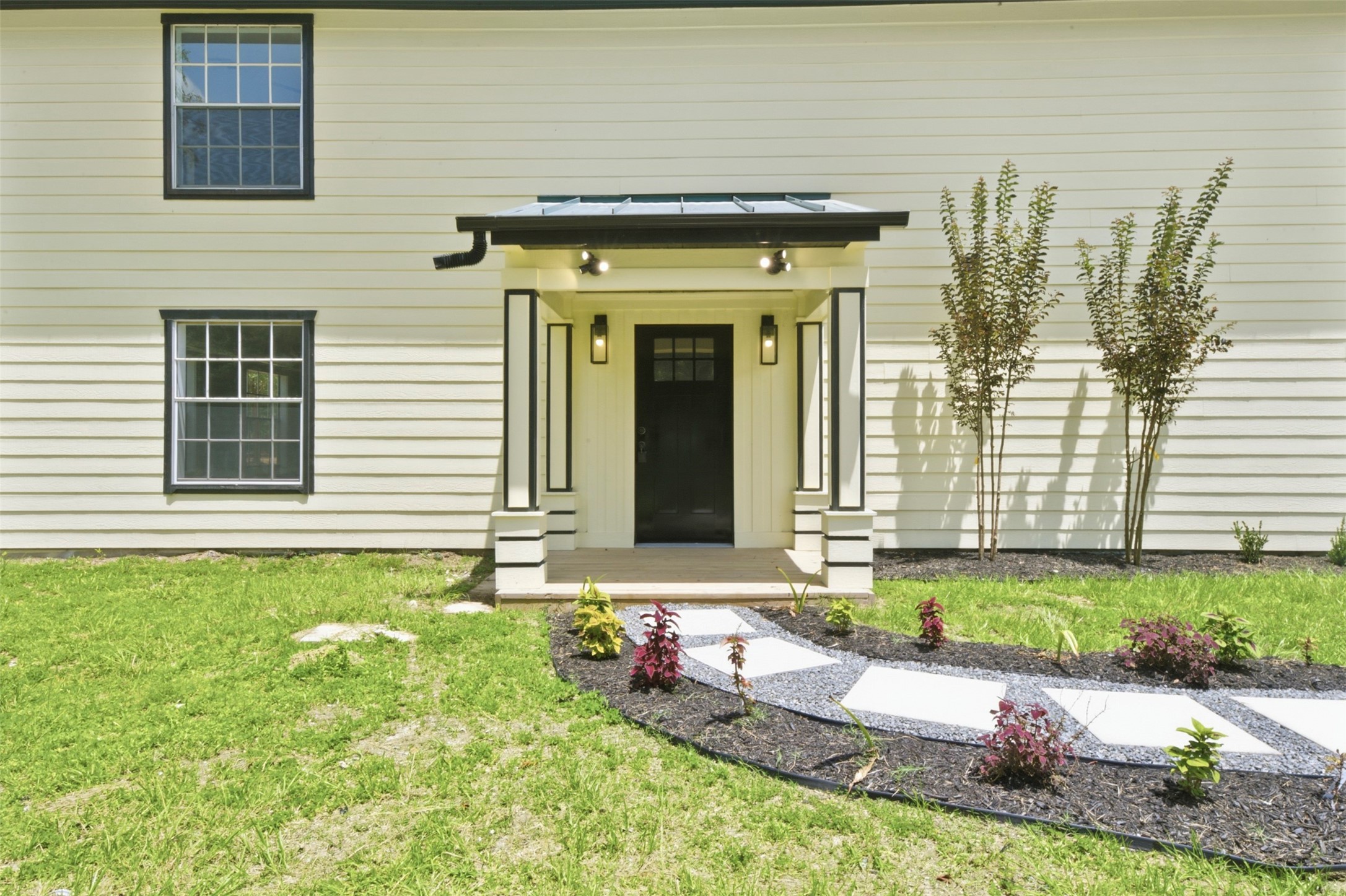 410 Oak Knoll Road Cleveland, TX 77328 - Photo 2 of 46