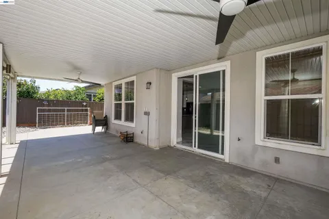 $874,000 | 321 Myrtle Lane, Oakley, CA 94561