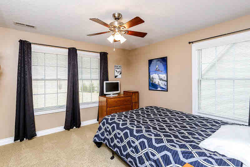 5645 Judge Road Bettendorf, IA 52722 - Photo 16 of 24 Gallery Image 16