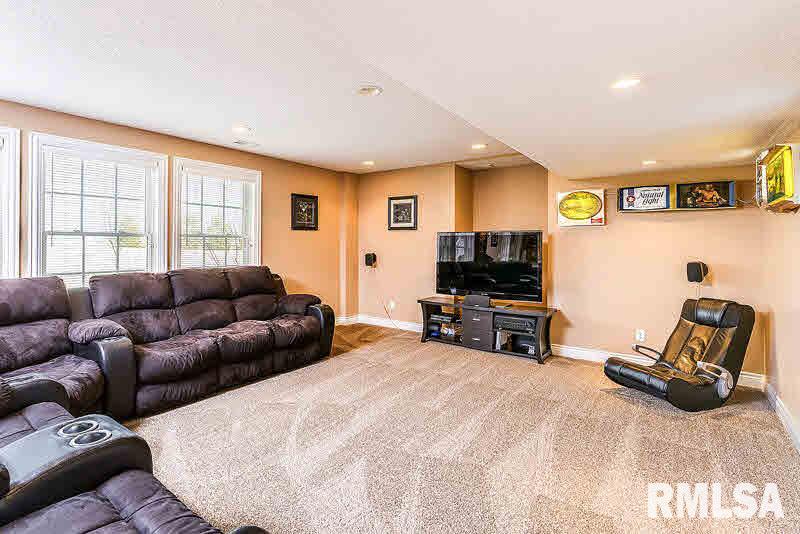 5645 Judge Road Bettendorf, IA 52722 - Photo 20 of 24 Gallery Image 20