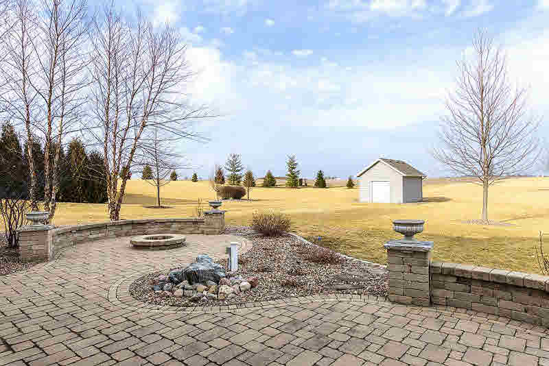 5645 Judge Road Bettendorf, IA 52722 - Photo 22 of 24 Gallery Image 22