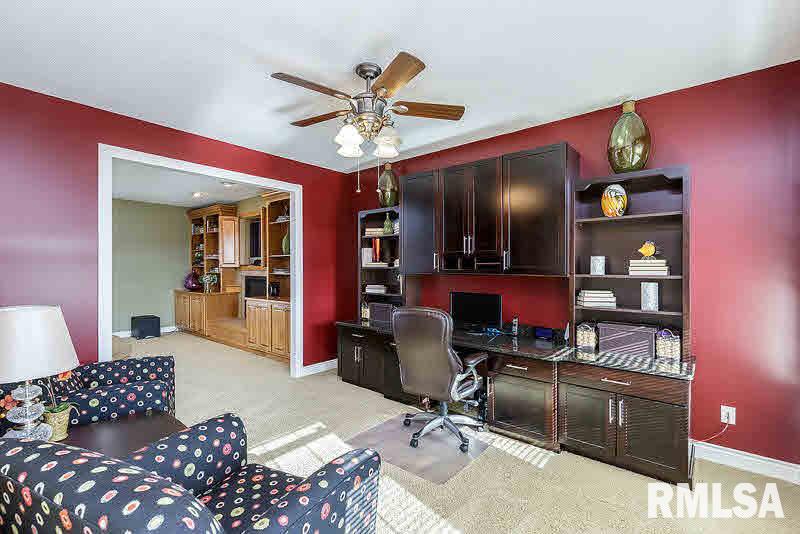 5645 Judge Road Bettendorf, IA 52722 - Photo 4 of 24 Gallery Image 4