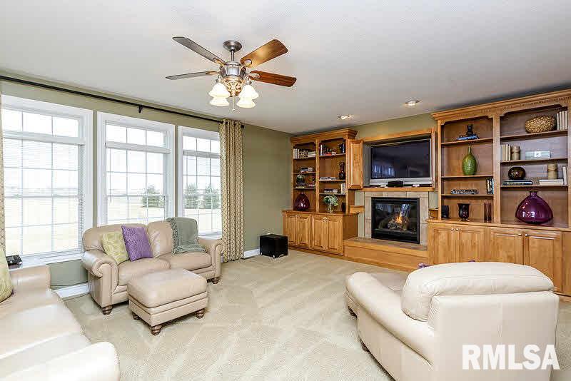 5645 Judge Road Bettendorf, IA 52722 - Photo 5 of 24 Gallery Image 5