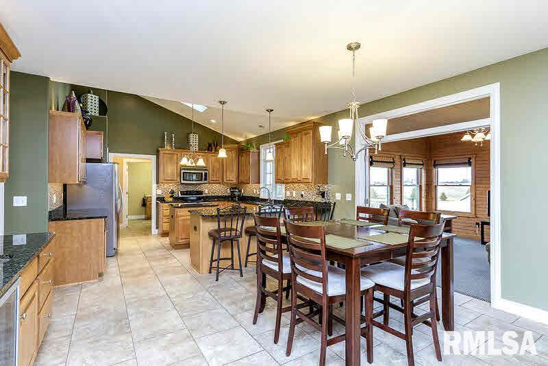 5645 Judge Road Bettendorf, IA 52722 - Photo 8 of 24 Gallery Image 8