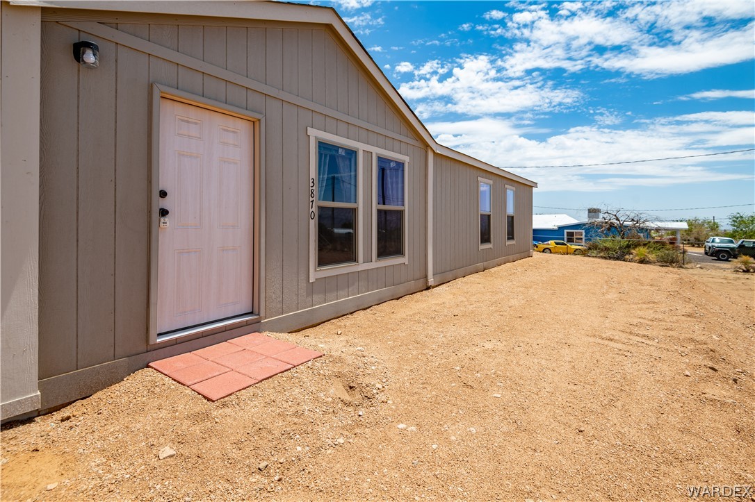 3870 Bosque Road Golden Valley, AZ 86413 - Photo 8 of 44