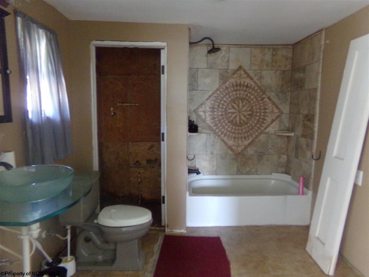 51 Midway Road Belington, WV 26250 - Photo 5 of 16 Gallery Image 5