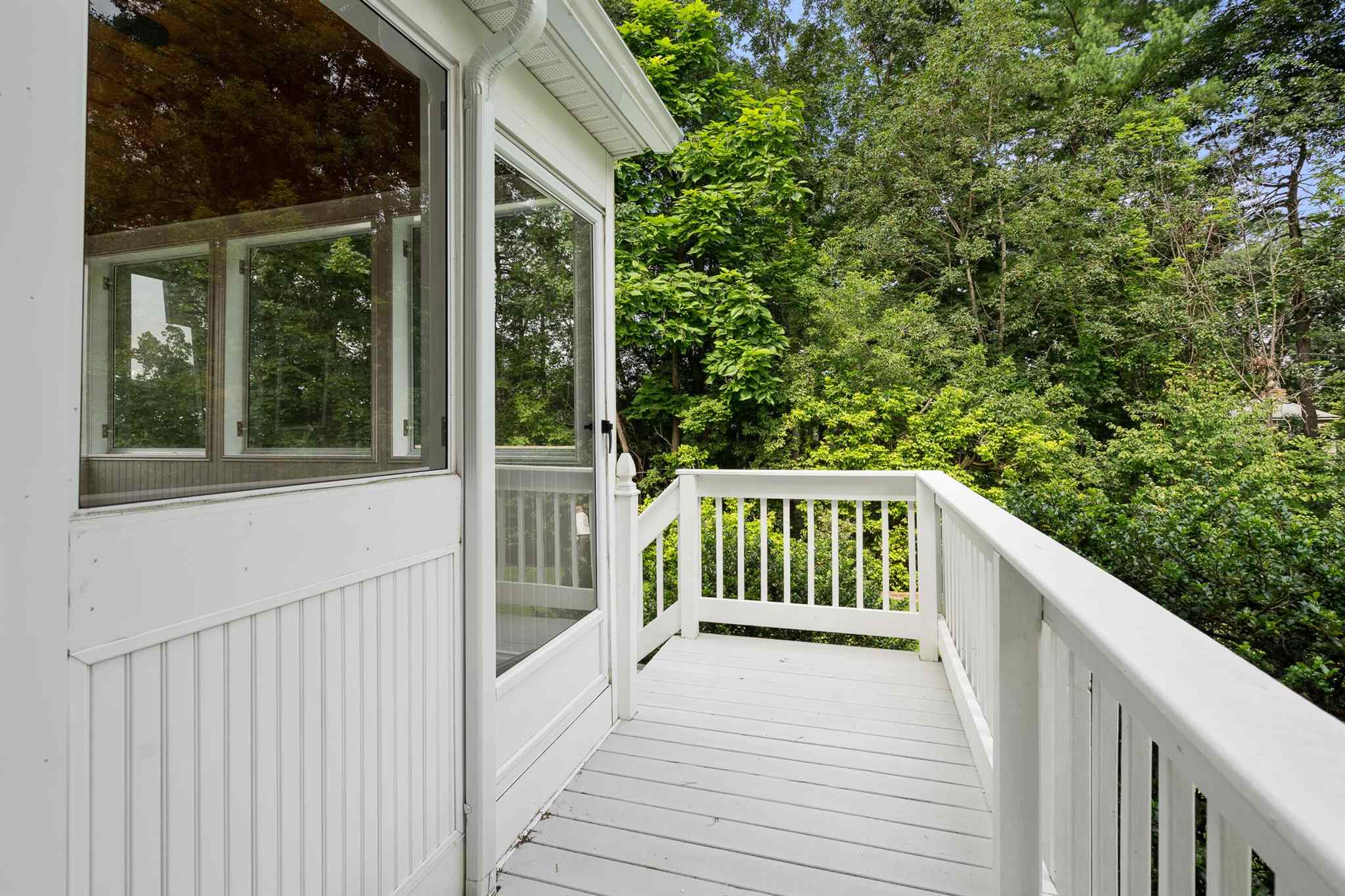 13 Stanwood Road Salem, NH 03079 - Photo 12 of 36
