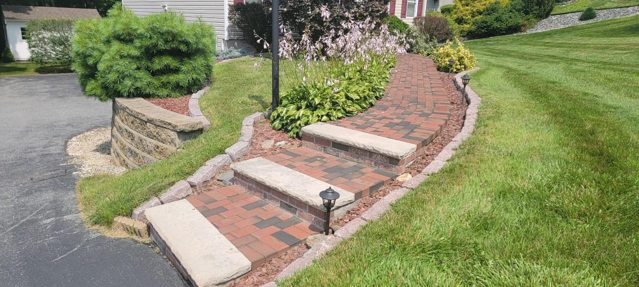 13 Stanwood Road Salem, NH 03079 - Photo 3 of 36