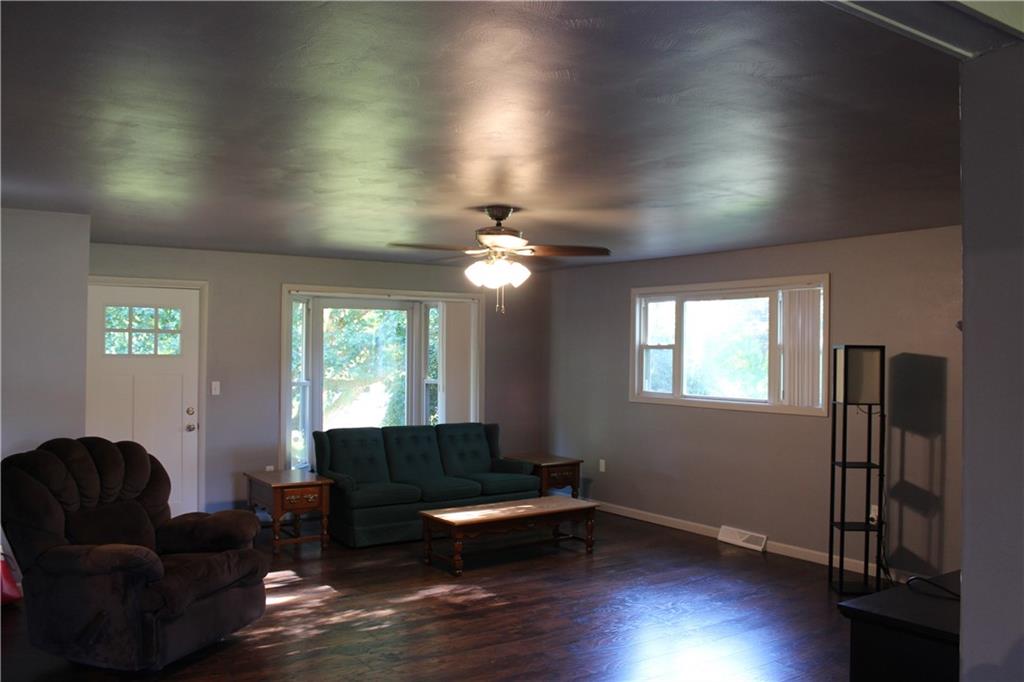 326 Mitchell Road West Middlesex, PA 16159 - Photo 3 of 17 Gallery Image 3