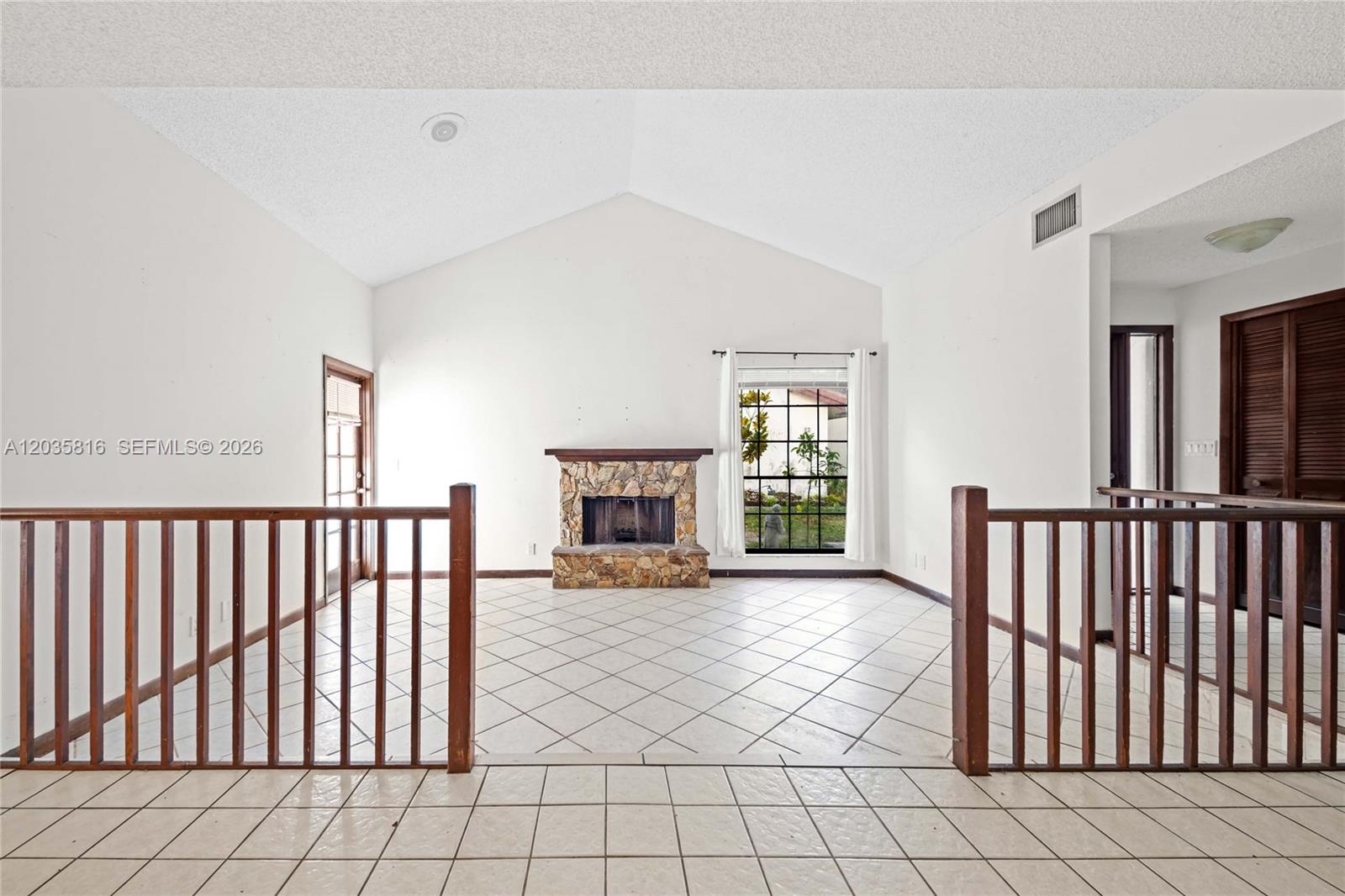 443 Northeast 38th Street Boca Raton, FL 33431 - Photo 8 of 38