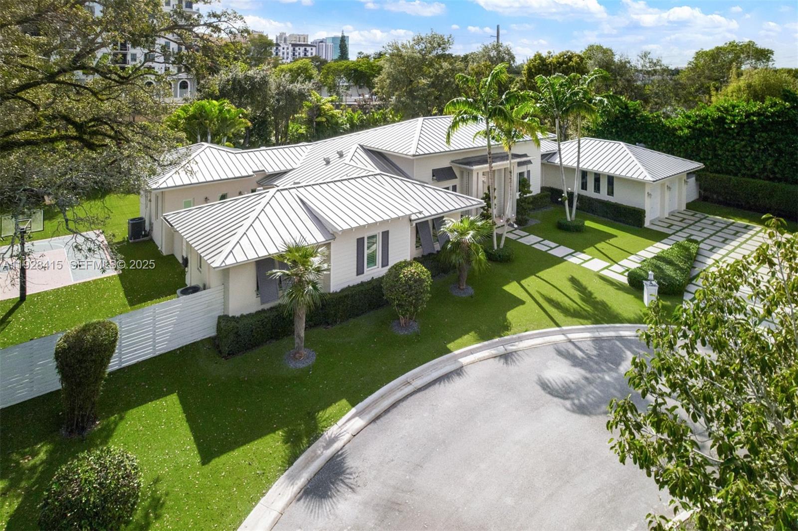 7222 Southwest 79th Terrace Miami, FL 33143 - Photo 31 of 43