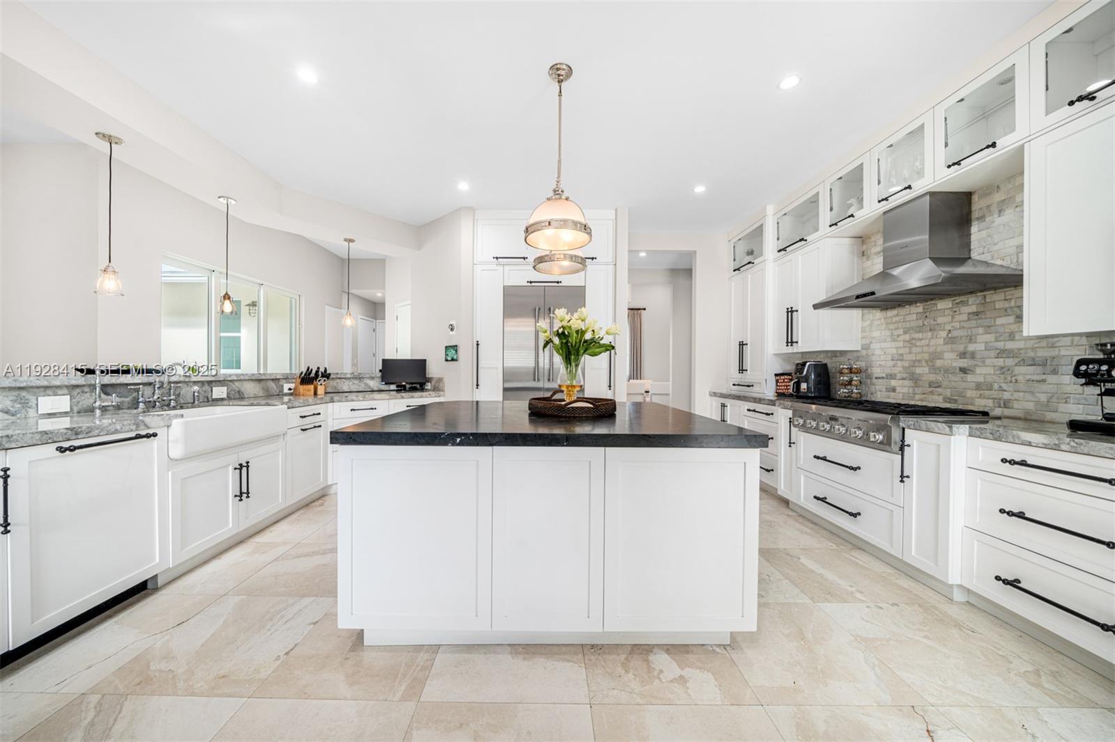 7222 Southwest 79th Terrace Miami, FL 33143 - Photo 10 of 43