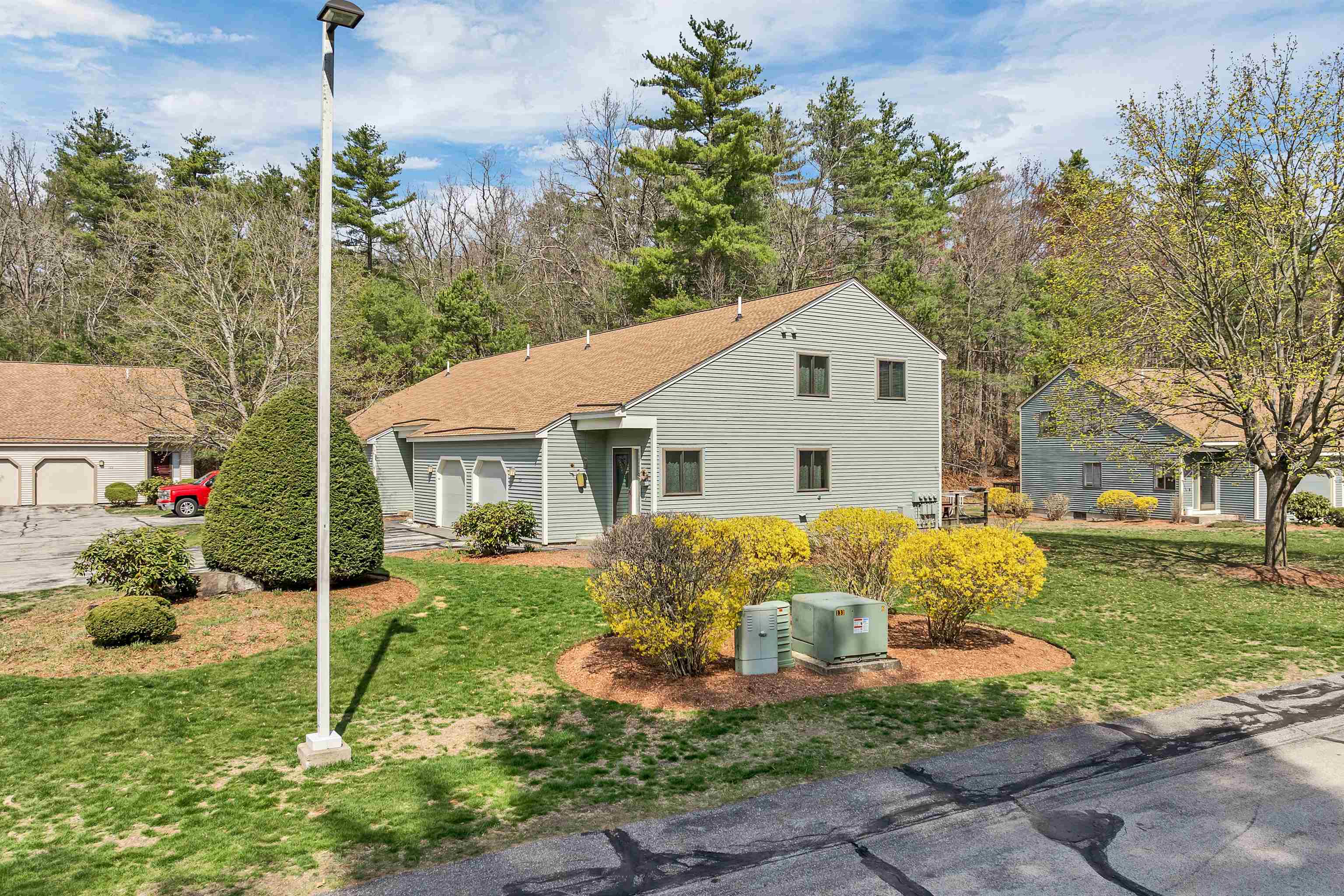 155 Indian Rock Road Merrimack, NH 03054 - Photo 3 of 48