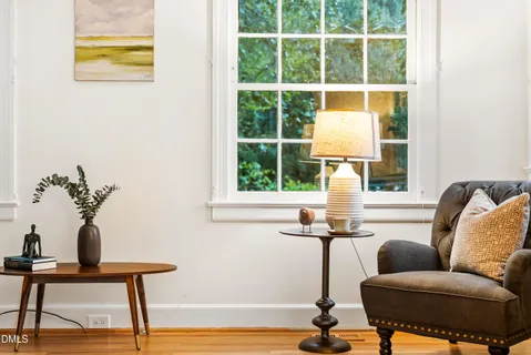 a view of a livingroom with furniture and window