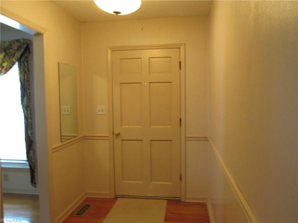 2303 Dover Place High Point, NC 27265 - Photo 4 of 17 Gallery Image 4