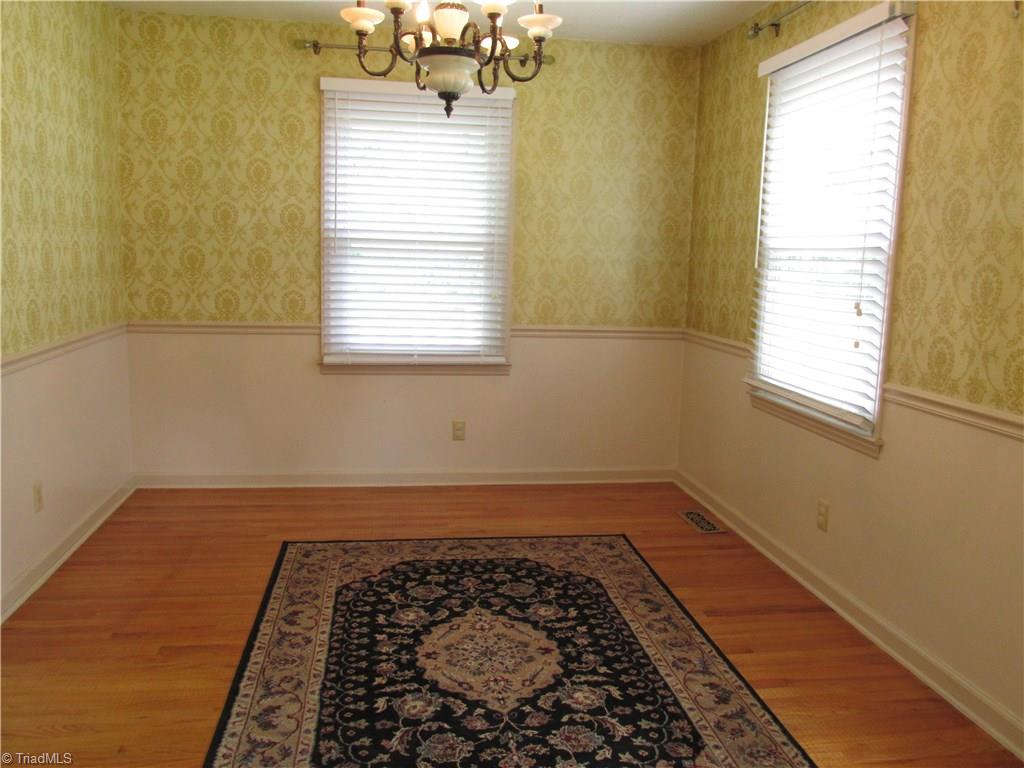 2303 Dover Place High Point, NC 27265 - Photo 6 of 17 Gallery Image 6
