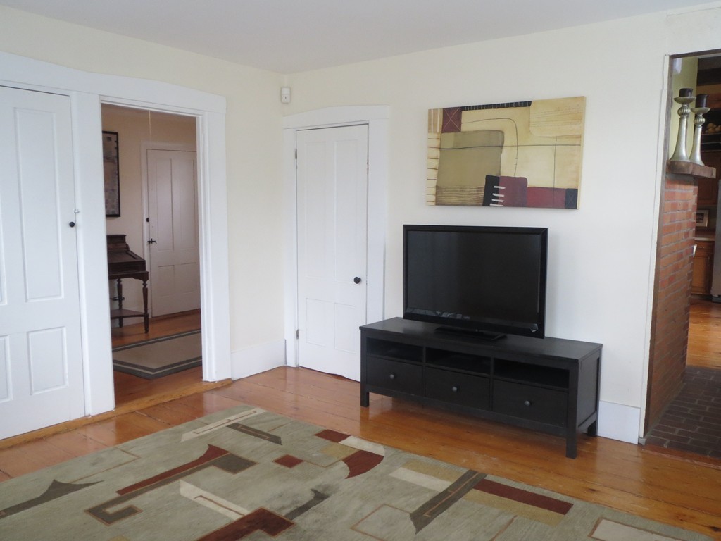 34 Maple Street Middleton, MA 01949 - Photo 8 of 29 Gallery Image 8