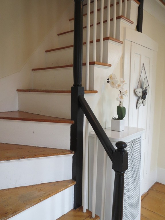 34 Maple Street Middleton, MA 01949 - Photo 9 of 29 Gallery Image 9