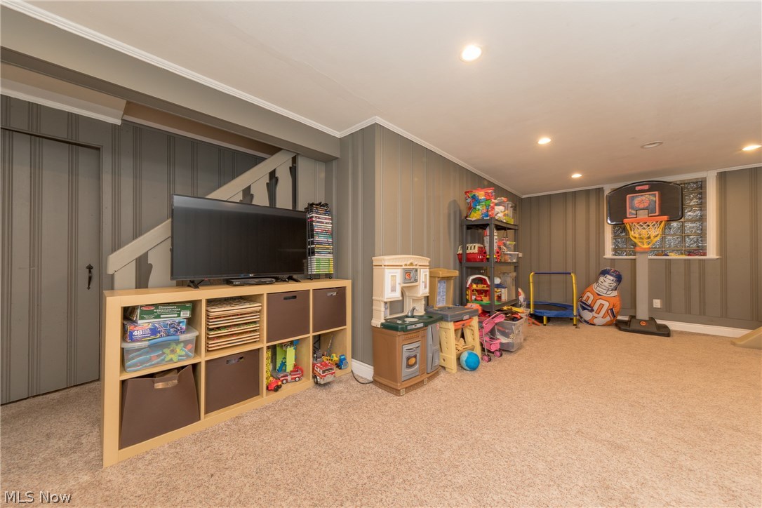 2516 Milton Road Cleveland, OH 44118 - Photo 28 of 34 Gallery Image 28