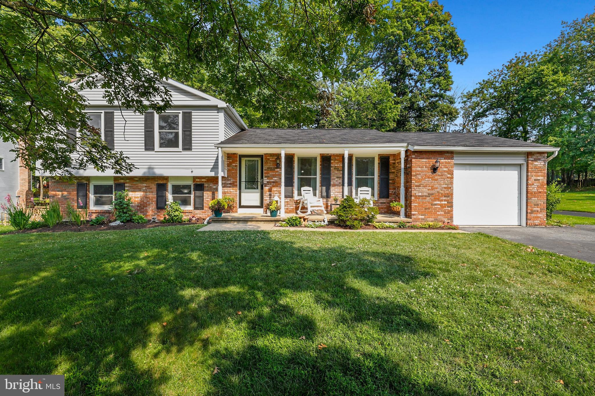 8062 Winding Way Court Springfield, VA 22153 - Photo 1 of 35 Gallery Image 1