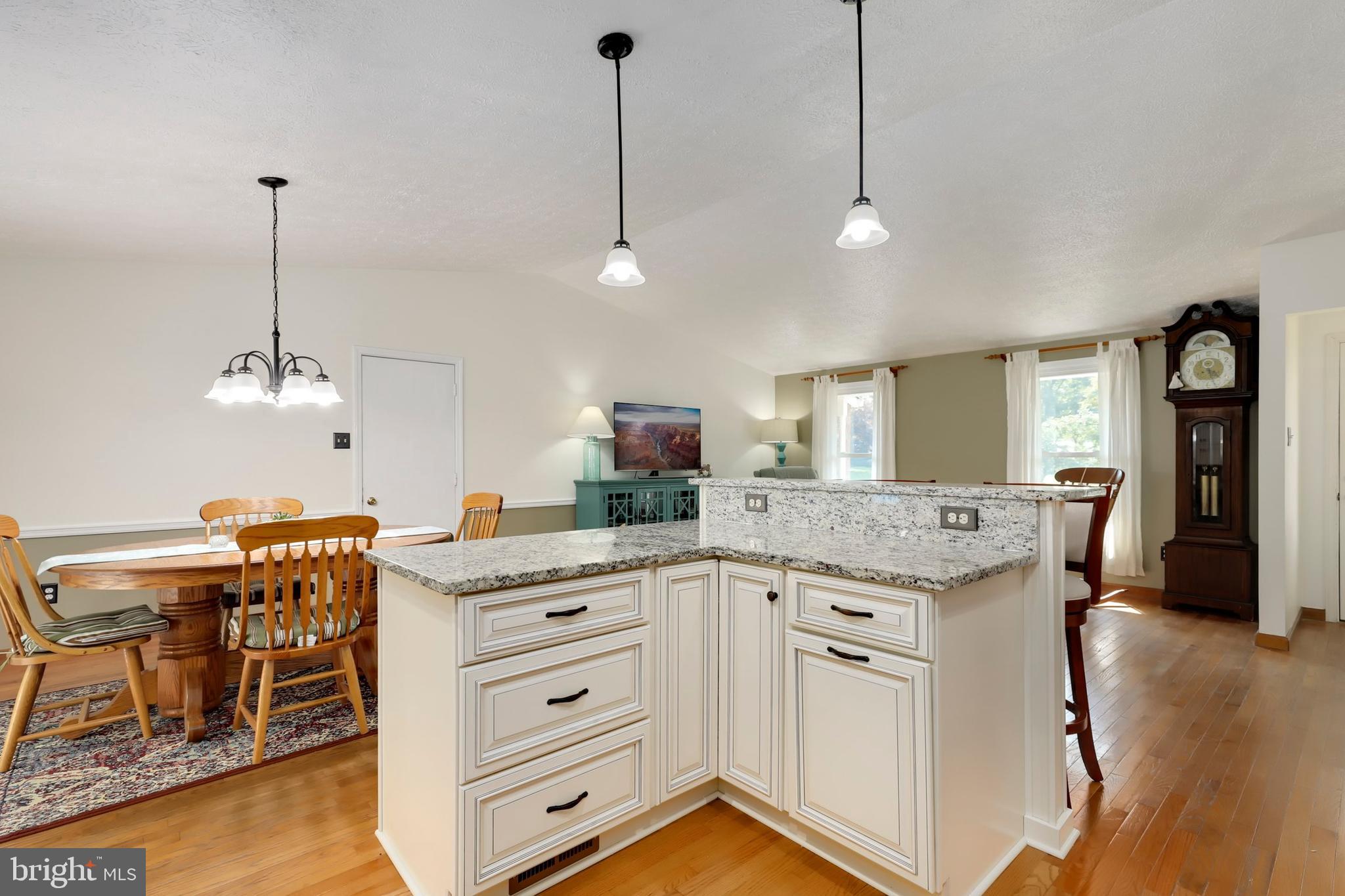 8062 Winding Way Court Springfield, VA 22153 - Photo 11 of 35 Gallery Image 11