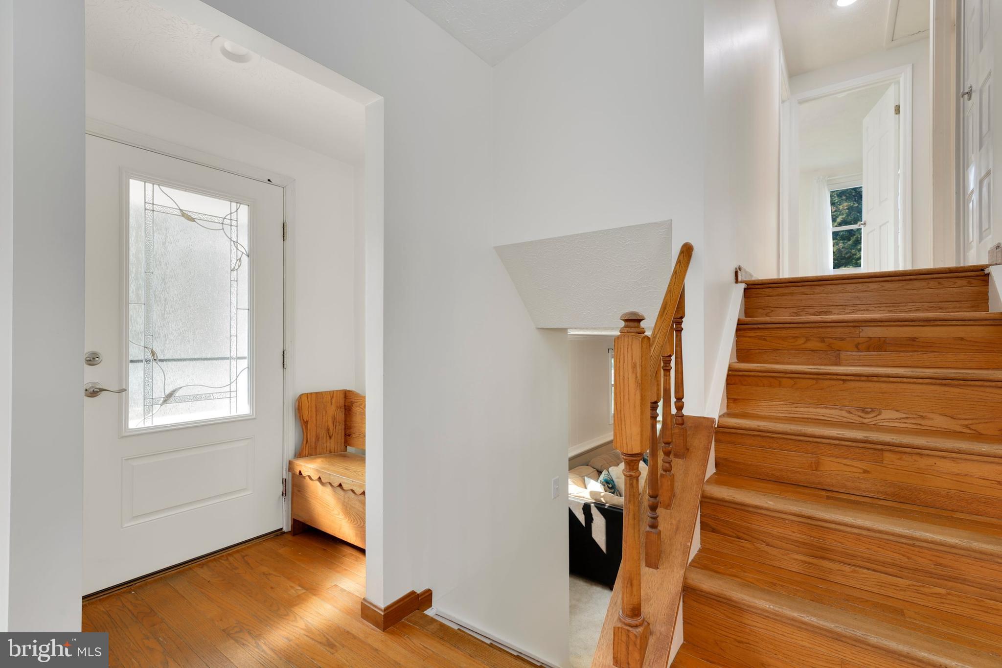 8062 Winding Way Court Springfield, VA 22153 - Photo 5 of 35 Gallery Image 5