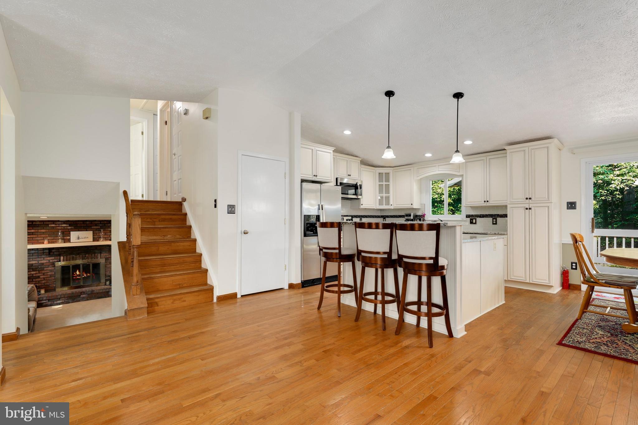 8062 Winding Way Court Springfield, VA 22153 - Photo 8 of 35 Gallery Image 8