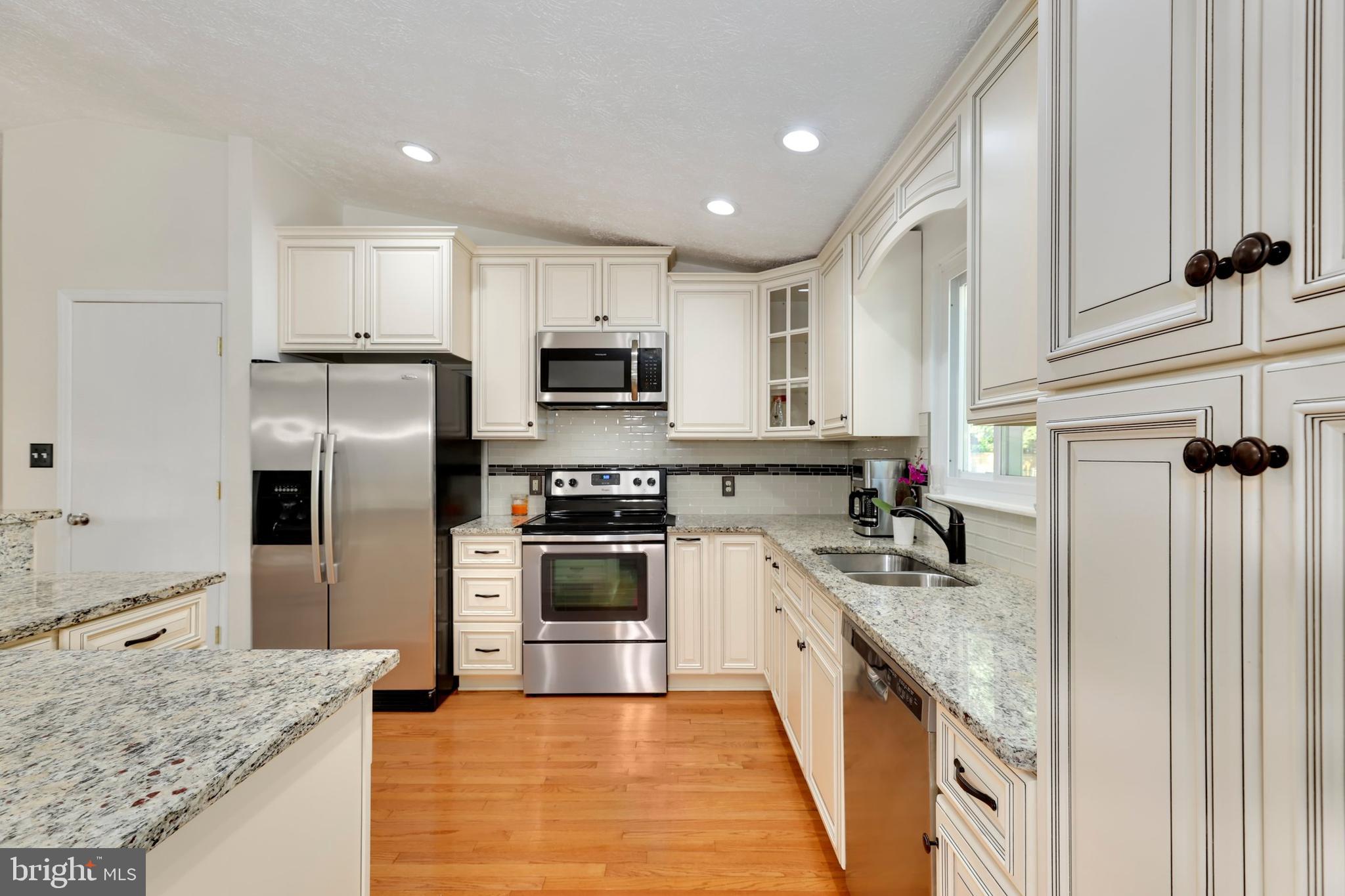 8062 Winding Way Court Springfield, VA 22153 - Photo 10 of 35 Gallery Image 10