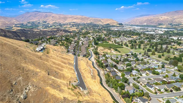 $129,900 | 1865 Broadway Place, Wenatchee, WA 98801