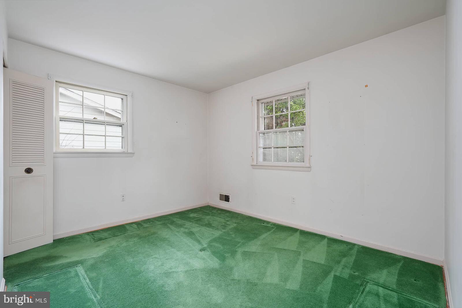 9403 Avenel Road Silver Spring, MD 20903 - Photo 16 of 39