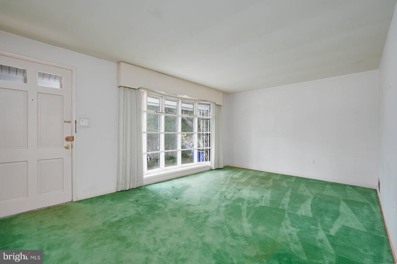 9403 Avenel Road Silver Spring, MD 20903 - Photo 2 of 39