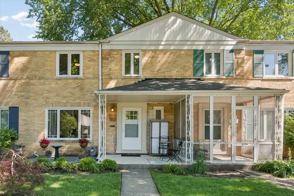 $450,000 | 1923 Grant Street, Evanston, IL 60201