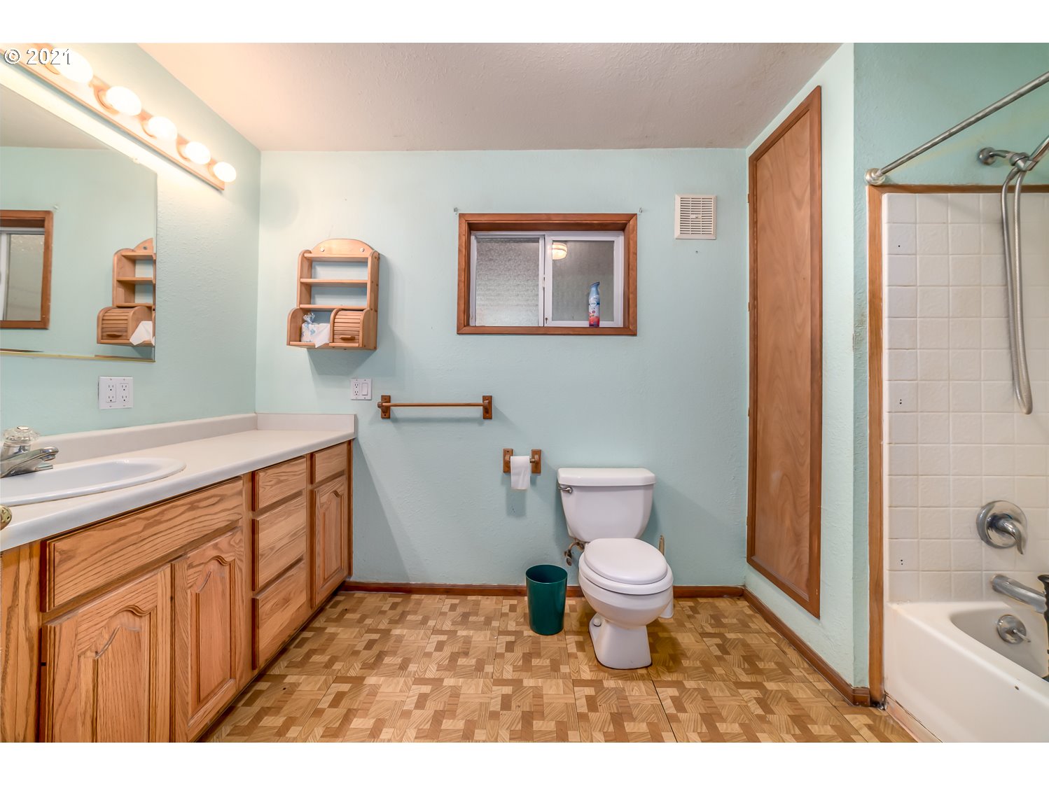 178 Phillips Ranch Road Yoncalla, OR 97499 - Photo 21 of 32 Gallery Image 21